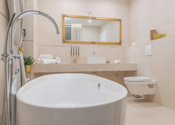 Πανσιόν Samstag Σπλιτ