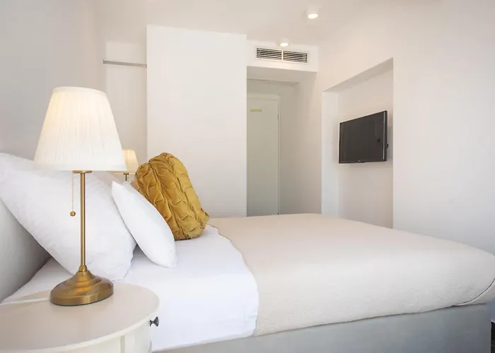 בית הארחה Samstag